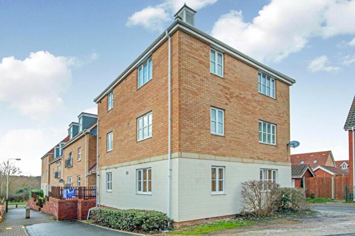 2 Bedroom Apartment To Rent In Mawkin Close, Bowthorpe, Norwich, NR5