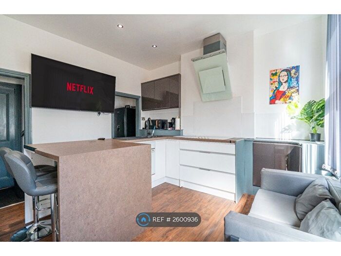 4 Bedroom Terraced House To Rent In Spooner Road, Sheffield, S10