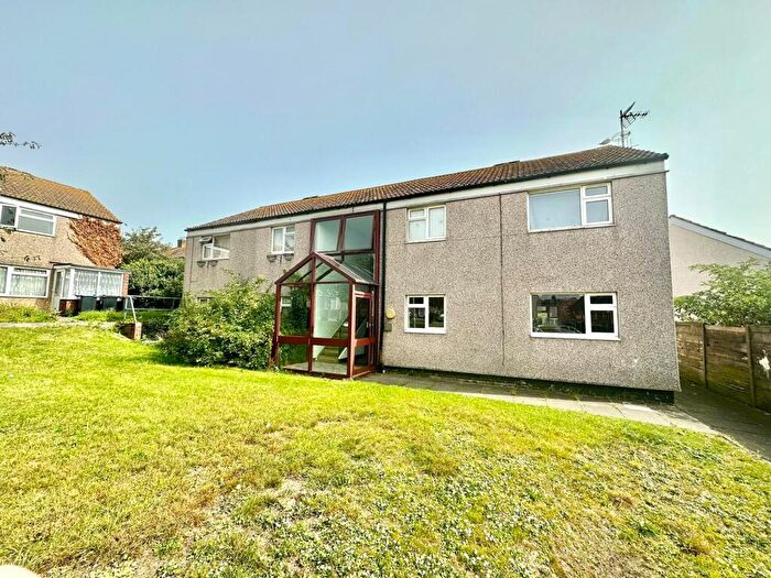 1 Bedroom Flat To Rent In Dane Gardens, Margate, Kent, CT9