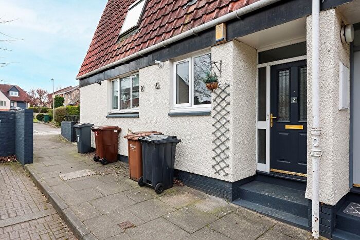 4 Bedroom Detached House To Rent In Craigmount Brae, Corstorphine, Edinburgh, EH12