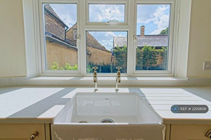 2 Bedroom Terraced House To Rent In Sheep Street, Stow On The Wold, GL54