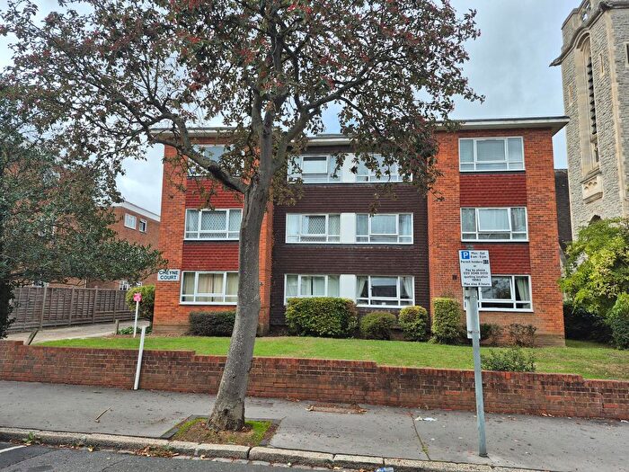 2 Bedroom Flat To Rent In Canning Road, East Croydon, CR0