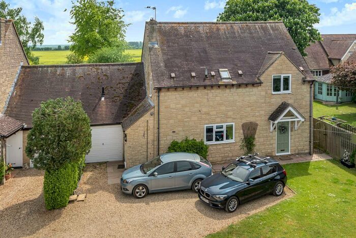 5 Bedroom Link Detached House To Rent In Garford, Oxfordshire, OX13