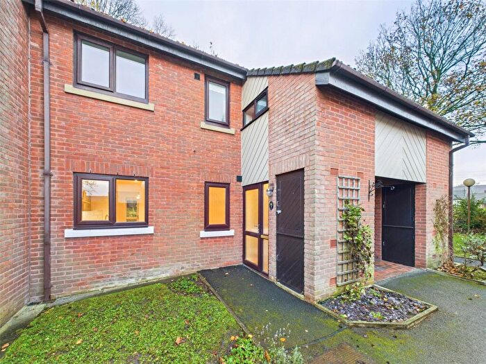 1 Bedroom Apartment For Sale In Buxton Road, Disley, Stockport, Cheshire, SK12