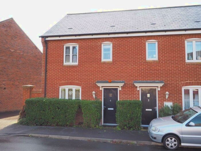 3 Bedroom Semi-Detached House To Rent In Dunford Close, Amesbury, Salisbury, Wiltshire, SP4