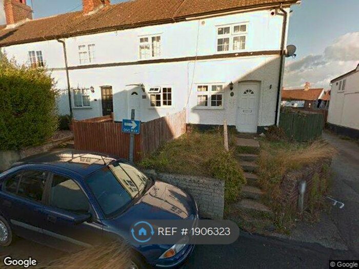 2 Bedroom Terraced House To Rent In Station Road, Borough Green, TN15