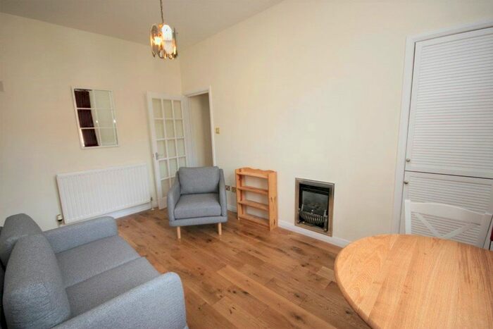1 Bedroom Flat To Rent In Hawthornbank Lane, Edinburgh, EH4