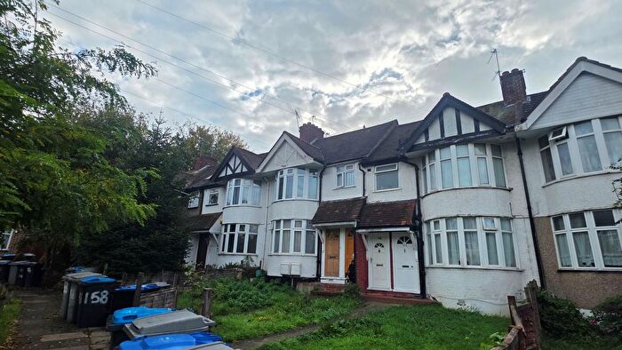 1 Bedroom Flat For Sale In A. Braemar Avenue, London, NW10