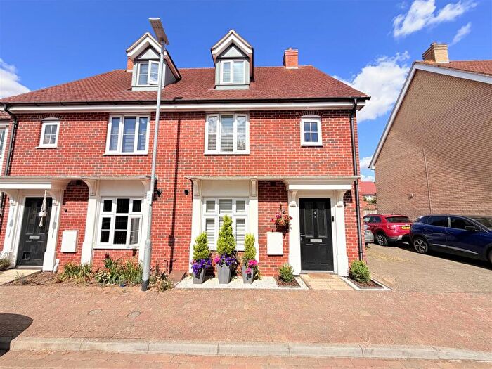 3 Bedroom Semi-Detached House For Sale In Jubilee Crescent, Needham Market, Ipswich, IP6