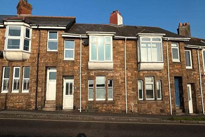 3 Bedroom Property To Rent In Chyandour Cliff, Penzance, TR18