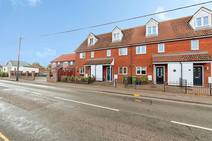 3 Bedroom Terraced House For Sale In Lynn Road, Swaffham, PE37