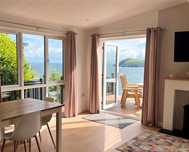 3 Bedroom Bungalow For Sale In Fishguard, Pembrokeshire, SA65