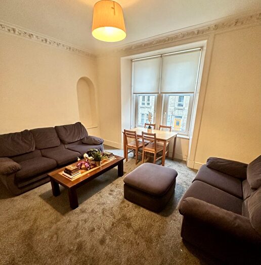 2 Bedroom Flat To Rent In Park Avenue, Dundee, DD4