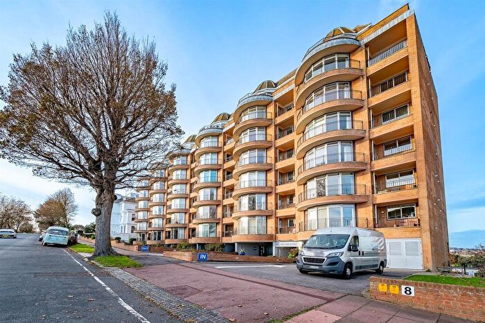 2 Bedroom Flat To Rent In St. Johns Road, Eastbourne, BN20