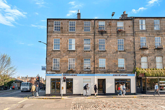 2 Bedroom Flat For Sale In Glanville Place, Stockbridge, EH3