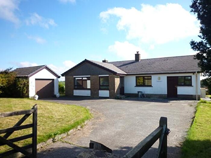 2 Bedroom Bungalow To Rent In Thornbury, Holsworthy, EX22