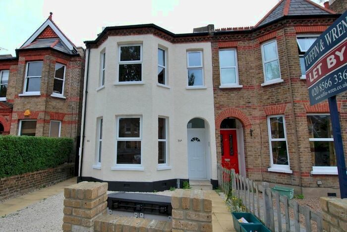 2 Bedroom Maisonette To Rent In Coldershaw Road, Ealing, London, W13