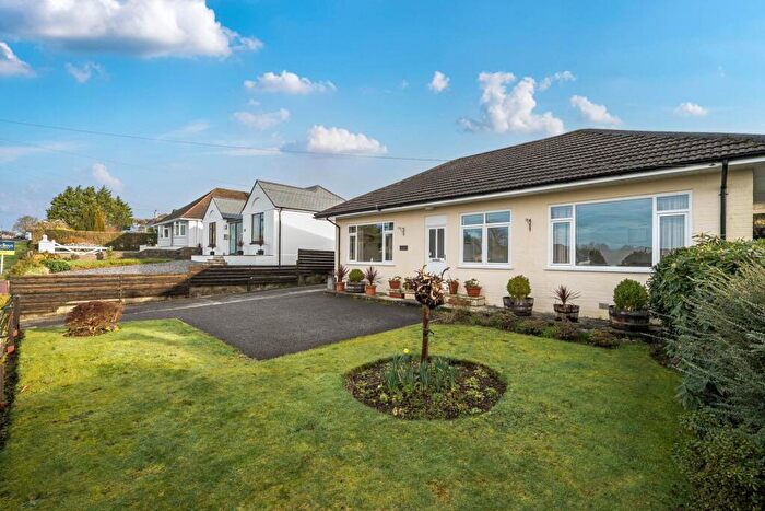 3 Bedroom Detached Bungalow For Sale In Kelly Bray. Callington, PL17