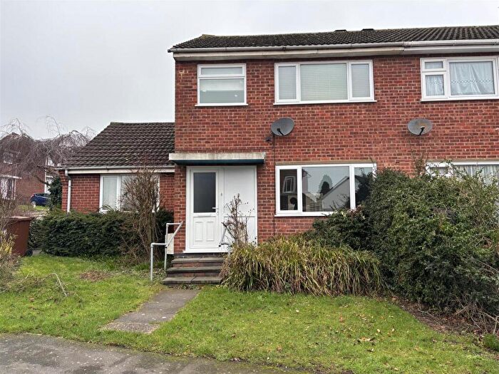 4 Bedroom Semi Detached House For Sale In Shaw Wood Close, Groby, Leicester, LE6