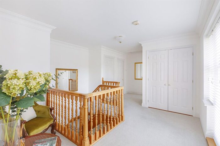 4 Bedroom Detached House For Sale In Ridgemount Road, Sunningdale, Ascot, SL5