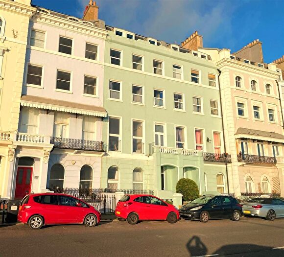 2 Bedroom Flat To Rent In Marina, St. Leonards-On-Sea, TN38