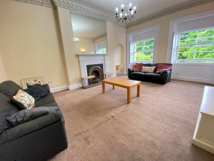 5 Bedroom Flat To Rent In Leopold Place, New Town, Edinburgh, EH7