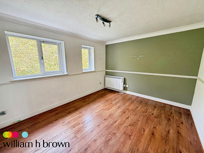 2 Bedroom Apartment To Rent In Caravel Close, Grays, RM16