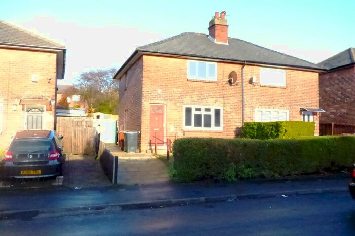 2 Bedroom Semi-Detached House To Rent In Fairfield Crescent, Bramlety, LS13