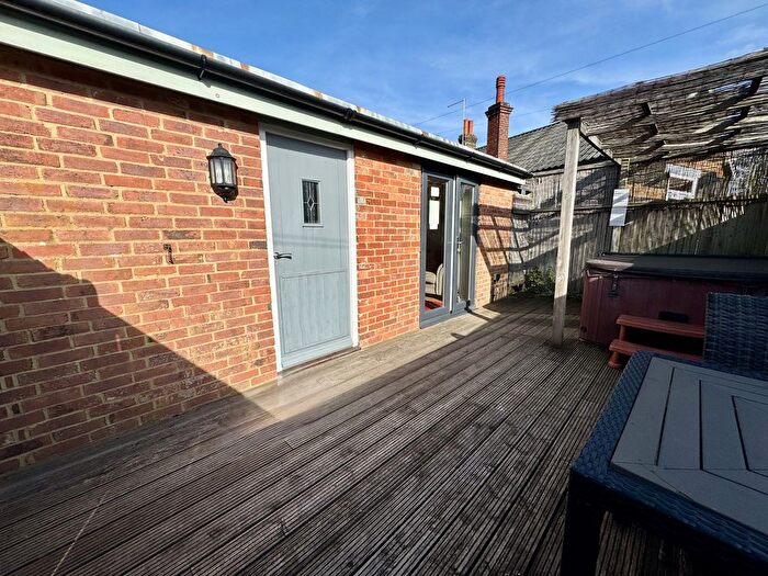1 Bedroom Cottage To Rent In Golden Cross, Hailsham, BN27