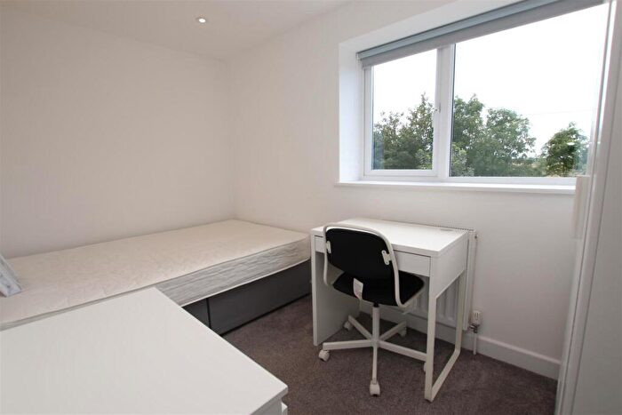 8 Bedroom Semi Detached House To Rent In Bath, BA2
