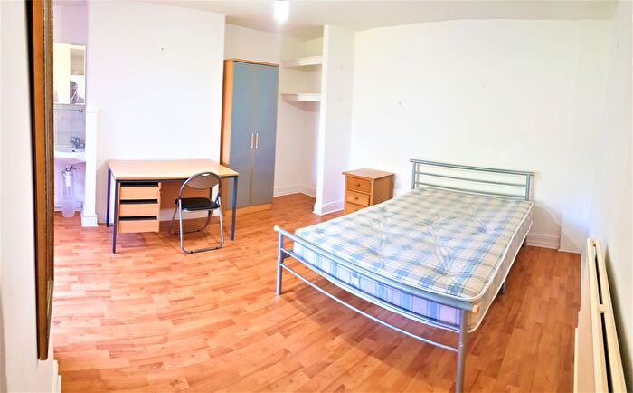 10 Bedroom Detached House To Rent In Parsonage Road, Withington, Manchester, M20