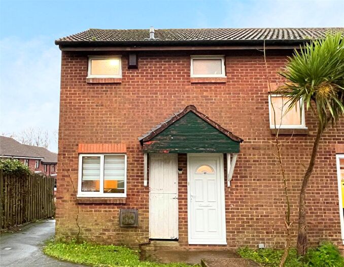 2 Bedroom End Of Terrace House To Rent In Seven Acre Close, St. Leonards, TN37
