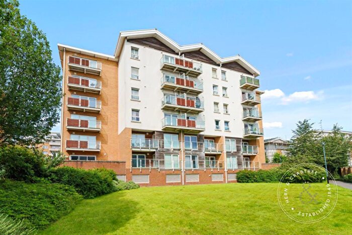 2 Bedroom Apartment For Sale In Century Wharf, Cardiff Bay, CF10