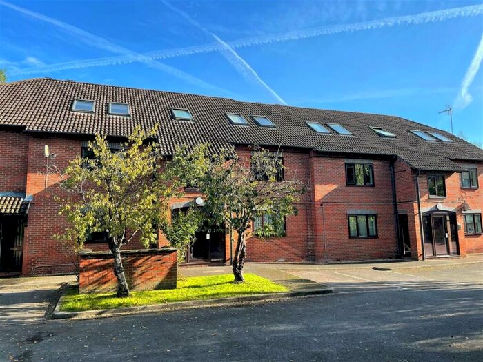 2 Bedroom Apartment To Rent In Heather Drive, Andover, SP10