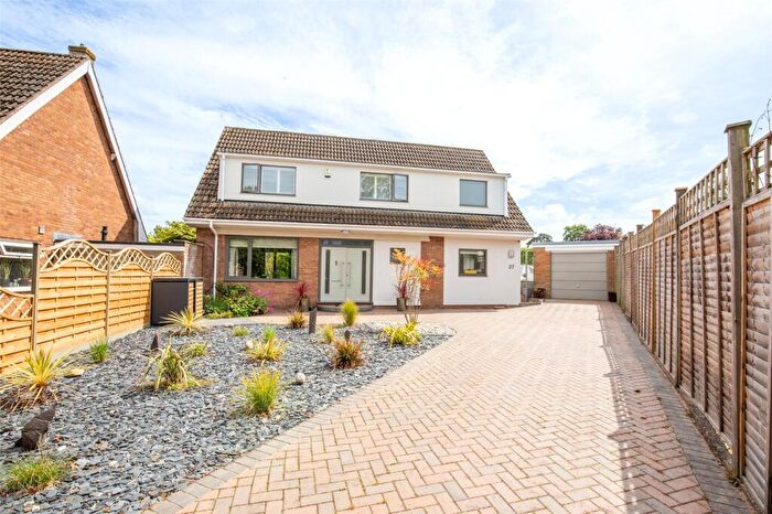 4 Bedroom Detached House For Sale In Coombe Lane, Bristol, BS9