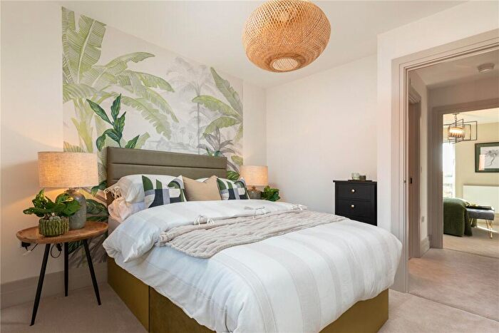 3 Bedroom End Of Terrace House For Sale In Fairmont, Stoke Orchard Road, Bishops Cleeve, Gloucestershire, GL52