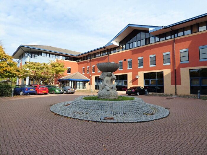 1 Bedroom Apartment To Rent In The Quadrant, SN5