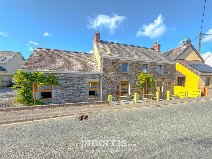 3 Bedroom Cottage For Sale In Hermon, Glogue, SA36