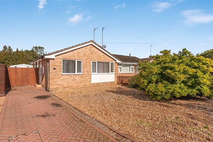2 Bedroom Semi-Detached Bungalow For Sale In Brantwood Rise, Banbury, OX16