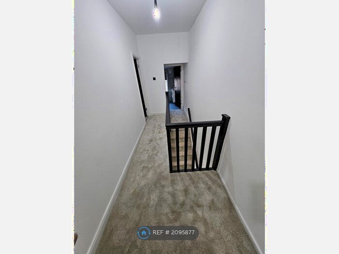 4 Bedroom Terraced House To Rent In Honor Street, Manchester, M13