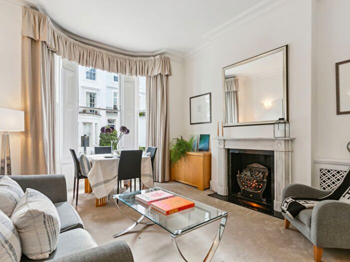 1 Bedroom Flat To Rent In Gordon Place, London, W8