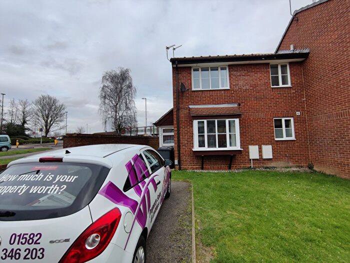 1 Bedroom End Of Terrace House For Sale In Sharples Green, LU3