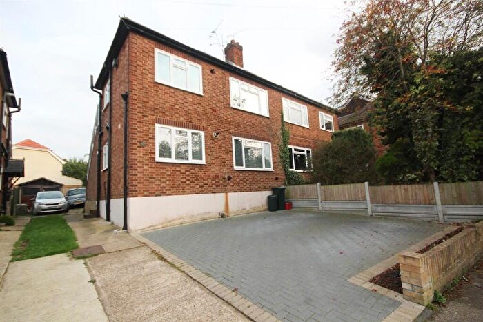 2 Bedroom Maisonette To Rent In Rose Valley, Brentwood, Essex, CM14