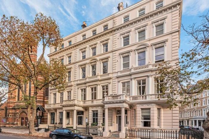 2 Bedroom Flat To Rent In Queen's Gate, London, SW7