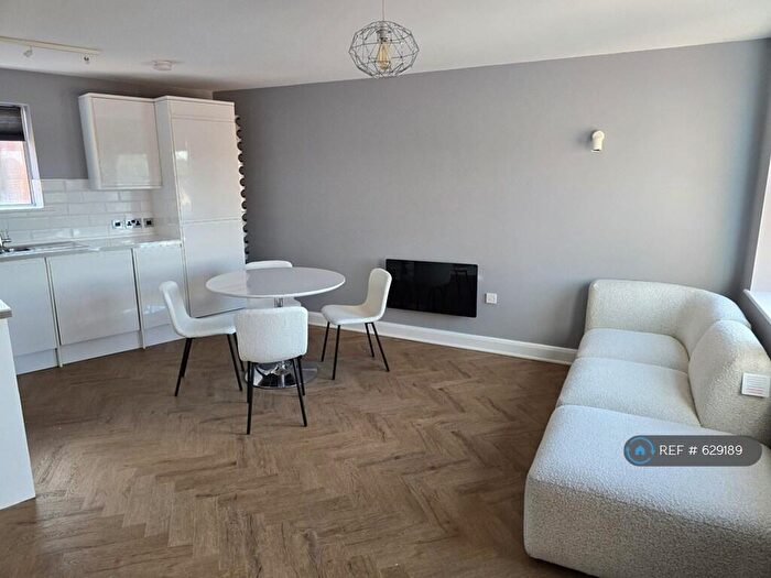 2 Bedroom Flat To Rent In Weekday Cross Building, Nottingham, NG1