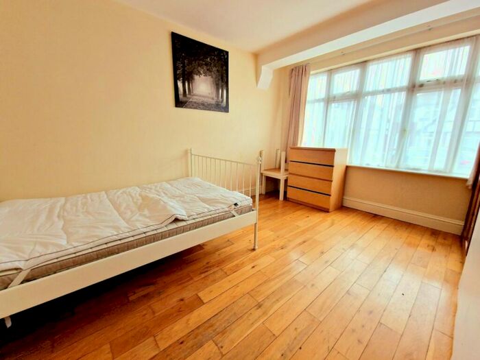 7 Bedroom Terraced House To Rent In Cavendish Avenue, Harrow, HA1