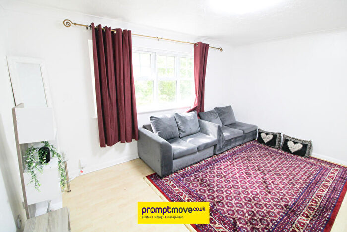 1 Bedroom Flat To Rent In Barons Court Luton, LU2