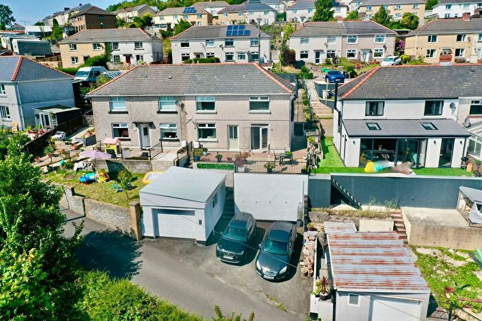 3 Bedroom Semi-Detached House For Sale In Brynhyfryd Terrace, Brynithel, NP13