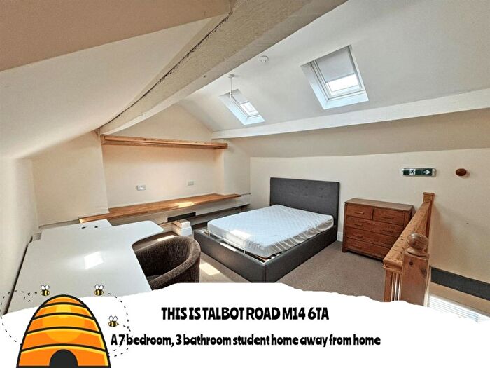 7 Bedroom Semi-Detached House To Rent In Talbot Road, Manchester, M14