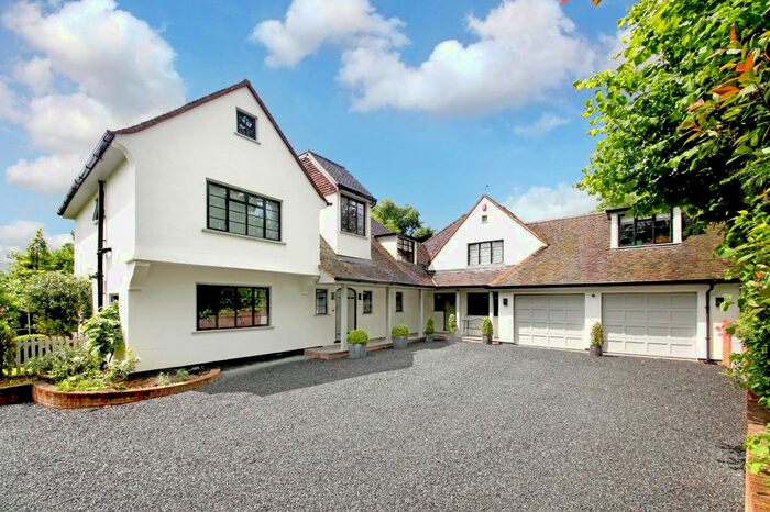 6 Bedroom Country House To Rent In Wilton Lane, Jordans, Beaconsfield, Buckinghamshire, HP9